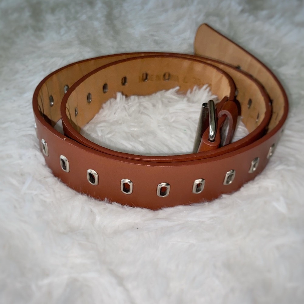 Medium Brown Leather Belt